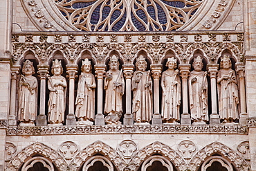 The west front of Notre Dame d'Amiens Cathedral, UNESCO World Heritage Site, Amiens, Somme, Picardy, France, Europe