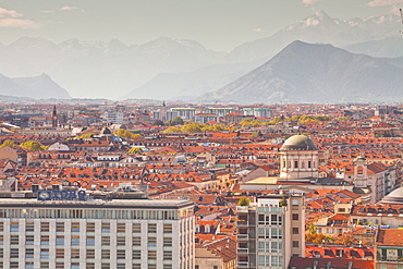 The city of Turin with the Italian Alps looming in the background, Turin, Piedmont, Italy, Europe