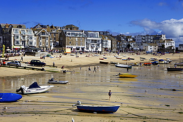 Boats in St. Ives harbour at low tide, St. Ives, Cornwall, England, United Kingdom, Europe