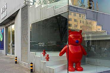 Red bear sculpture at the 798 Art Zone (Dashanzi Art District) in Beijing, China, Asia