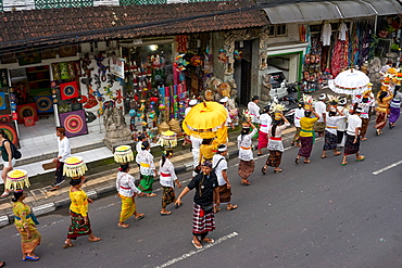 Religious procession in Ubud, Bali, Indonesia, Southeast Asia, Asia