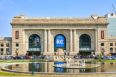 Exterior of Union Station in Kansas City, Missouri, United States of America, North America