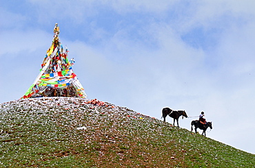 Rider and stupa at the Lapst? - Tibet China