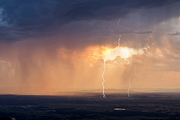 Thunderbolt forked at sunset - Ain, France