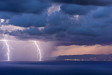 Two branched lightning strikes in the Bay of Genoa - Italy