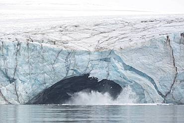 Calving or collapse of glacier Pedasenkobreen, Spitzberg, Svalbard