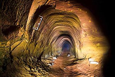 Old ocher extraction gallery, Luberon Regional Nature Park, Vaucluse, France