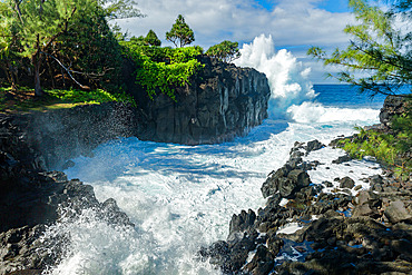 Cape Mechant, Indian Ocean, Saint-Philippe, Reunion Island, France