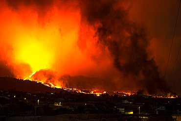 Volcanic eruption in La Palma, Canary Islands (09/19 to 12/25/2021). The origin of the eruption occurred in the Cumbre Vieja ridge, southwest of the island, municipality of El Paso. On February 9, 2023, its name as Tajogaite Volcano was made official.