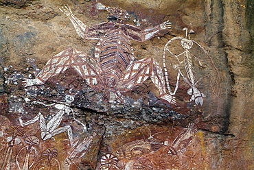 aborigine wall paintings on Nourlangie Rock in Northern Territory Kakadu Nationalpark Nourlangie Rock Nothern Territory Australien