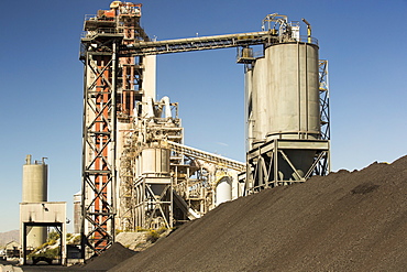 A cement works at Tehachapi Pass California, USA, Cement production is one of the most carbon hungry industrys on the planet.