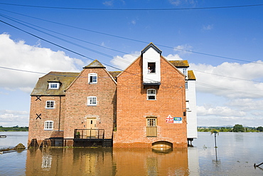 Floods of July 2007, Tewkesbury, Gloucestershire, England, United Kingdom, Europe