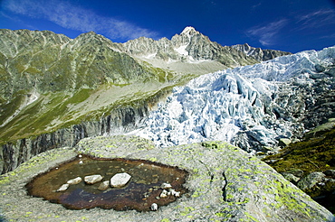 Melting seracs on the snout of the Argentiere Glacier, like most Alpine glaciers it is retreating rapidly due to global warming, Chamonix, Haute Savoie, France, Europe