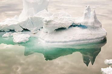 Icebergs from the Jacobshavn Glacier (Sermeq Kujalleq), Greenland, Polar Regions