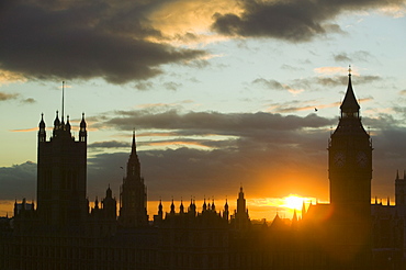 Big Ben and the Houses of Parliament, Westminster, London, England, United Kingdom, Europe