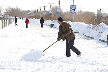 The city of Heihe on the Chinese Russian border was particularly badly hit by the March 2009 heavy snowfall, Heilongjiang, China, Asia