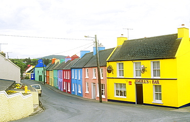 Colourful houses in the village of Eeries in the Irish Republic, Europe