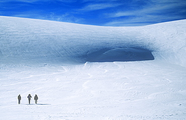 Mountaineers crossing the Cairngorm plateau in winter, Scotland, United Kingdom, Europe