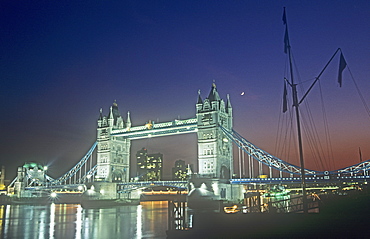Tower Bridge at night, London, England, United Kingdom, Europe