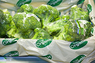 Organic broccoli for sale on supermarket shelves, Cumbria, England, United Kingdom, Europe