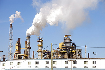 The Syncrude upgrader plant on the tar sands project, Alberta, Canada, North America