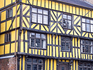 A house built in the 17th century, one of many ancient buildings in Ludlow, which is noted for the preservation of its ancient buildings, Ludlow, Shropshire, England, United Kingdom, Europe