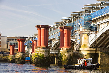 Blackfriars Bridge across the River Thames, the world's largest solar bridge, London, England, United Kingdom, Europe