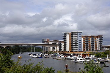 Marina and apartment block, Cardiff Bay, Cardiff, Wales, UK, Europe