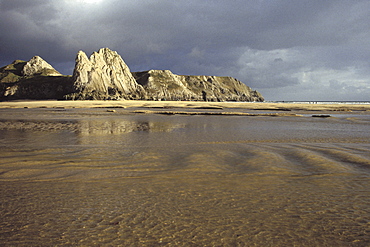 Three-cliffs Bay, Gower, Wales, UK, Europegower         (rr)