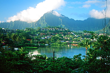 Koolau Mountains and Kaneohe Bay, Kaneohe, Oahu, Hawaii, United States of America, Pacific