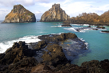 Dois Irmaos islands and beach, Fernando de Noronha national marine sanctuary, UNESCO World Heritage Site, Pernambuco, Brazil, South America                              