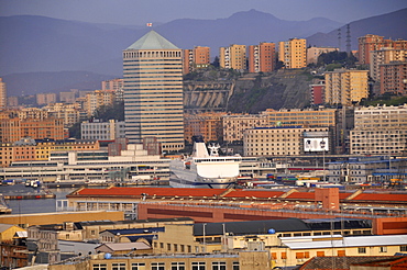 Buildings and ships at the waterfront, Main harbour, Genova, Liguria, Italy, Europe