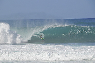 Surfer riding famous barrel waves, Oahu, Hawaii, United States of America, Pacific