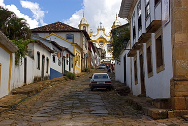 Camara street with historical colonial houses, Tiradentes, Minas Gerais, Brazil, South America