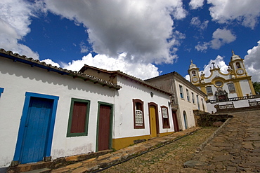 Camara street with historical colonial houses, Tiradentes, Minas Gerais, Brazil, South America