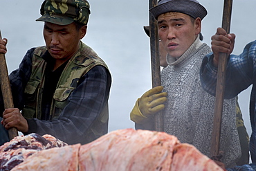 Whale hunters, Inuits, Chukchi peoples. Lorino, Siberia, Chukotskiy Peninsular, Russia