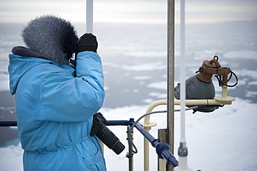 Boat, tourists, arctic cruise, ice breaker, scouting. Longyearbyen, Svalbard, Norway