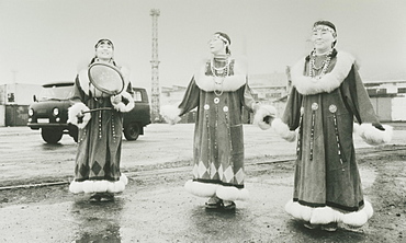 2008; Port of Provideniya. harbour side, local inuit woman sing and dance in traditional clothes. City of Provideniya (Chukotskiy Peninsular ) Russia,  Asia