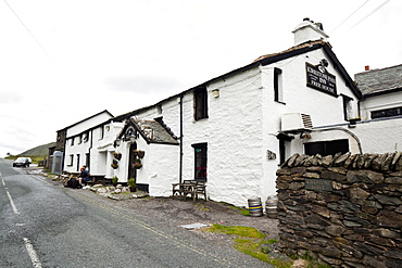 The Kirkstone Pass Inn dating from the 15th century, Kirkstone Pass, Cumbria, England, United Kingdom, Europe