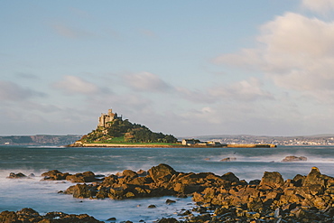 Rocky shoreline and St. Michaels Mount, early morning, Cornwall, England, United Kingdom, Europe 