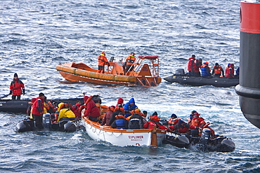 Images of the rescue of 154 people from the sinking expedition ship Explorer in Antarctica