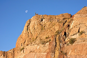 Sunrise on  Isla Danzante in the Gulf of California (Sea of Cortez), Baja California Sur, Mexico. 