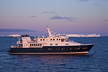 Expedition ship Hanse Explorer operating from Ushuaia, Argentina to the Antarctic Peninsula in Antarctica, Southern Ocean