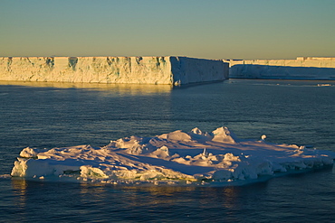 Huge tabular icebergs and smaller ice floes in the Weddell Sea, on the eastern side of the Antarctic Peninsula