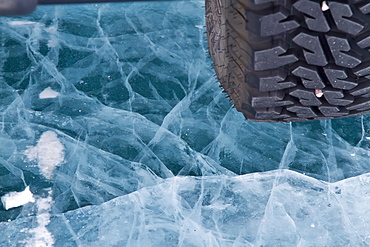 Details of the ice road from Tibbitt to Contwoyto beginning just outside of Yellowknife, Northwest Territories, Canada