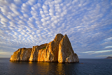 Scenic view of Leon Dormido (Sleeping Lion) Island off San Cristobal Island in the Galapagos Island Archipelago, Ecuador