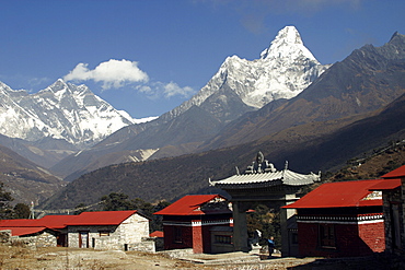 Tengboche Monastery. Ama Dablan, Everest Trail, Nepal.