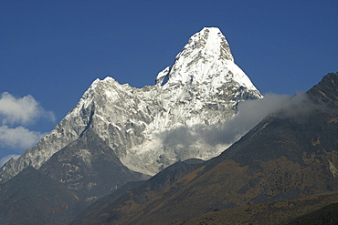 Ama Dablam. Mountains of Nepal, from Everest Trail.