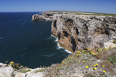 Limestone cliffs running north from Cape St. Vincent (Cabo de Sao Vicente), Europe's most southwestern point, Algarve, Portugal, Europe