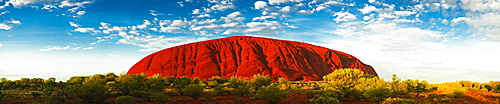 Uluru (Ayers Rock), Uluru-Kata Tjuta National Park, UNESCO World Heritage Site, Northern Territory, Australia, Pacific